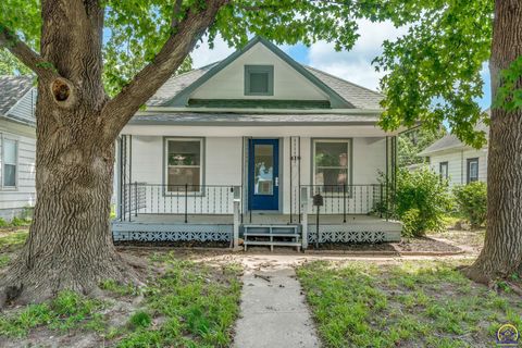 Tiny photo for 418 NE Wilson Ave, Topeka, KS 66616 (MLS # 244728)