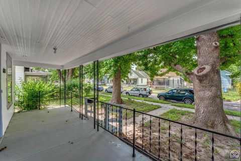 Tiny photo for 418 NE Wilson Ave, Topeka, KS 66616 (MLS # 244728)