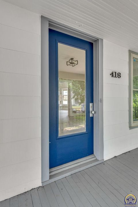 Tiny photo for 418 NE Wilson Ave, Topeka, KS 66616 (MLS # 244728)