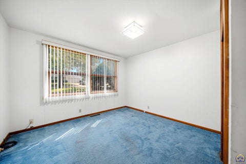 Tiny photo for 3640 SW Drury Ln, Topeka, KS 66604 (MLS # 246894)