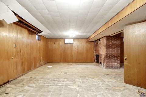 Tiny photo for 3640 SW Drury Ln, Topeka, KS 66604 (MLS # 246894)