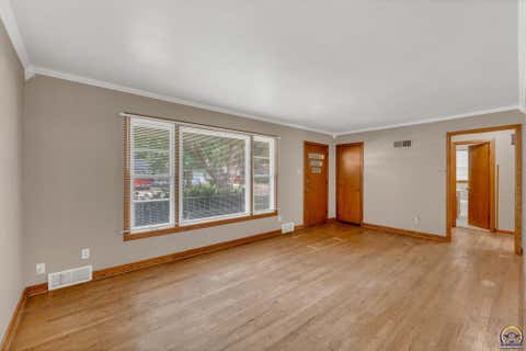 Tiny photo for 1635 SW Burnett Rd, Topeka, KS 66604 (MLS # 245613)