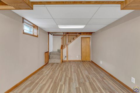 Tiny photo for 1635 SW Burnett Rd, Topeka, KS 66604 (MLS # 245613)