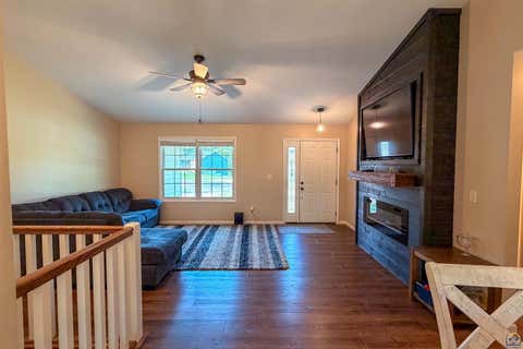 Tiny photo for 1050 Homewood St, Emporia, KS 66801 (MLS # 245955)