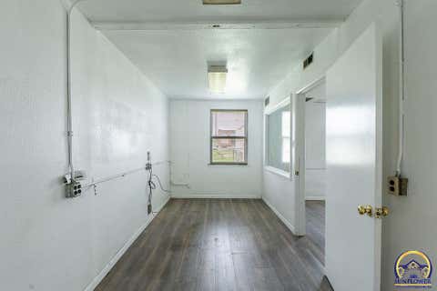 Tiny photo for 1435 SE Madison St, Topeka, KS 66607 (MLS # 244865)