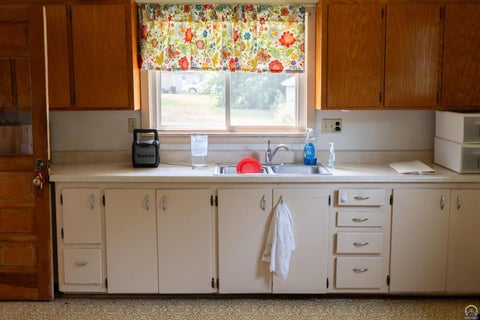 Tiny photo for 619 George St, Effingham, KS 66023 (MLS # 246013)