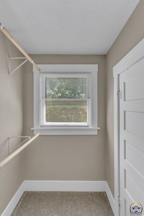 Tiny photo for 932 SW MacVicar Ave, Topeka, KS 66606 (MLS # 246708)