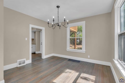 Tiny photo for 932 SW MacVicar Ave, Topeka, KS 66606 (MLS # 246708)