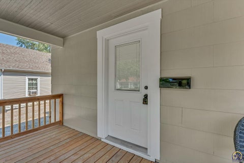Tiny photo for 932 SW MacVicar Ave, Topeka, KS 66606 (MLS # 246708)