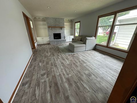 Tiny photo for 2802 Prairie St, Emporia, KS 66801 (MLS # 244283)
