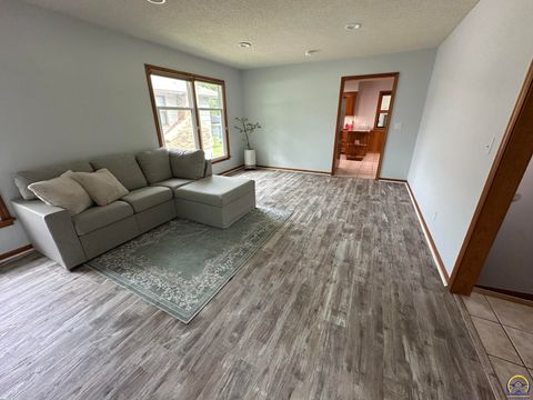 Tiny photo for 2802 Prairie St, Emporia, KS 66801 (MLS # 244283)
