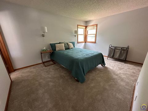 Tiny photo for 2802 Prairie St, Emporia, KS 66801 (MLS # 244283)