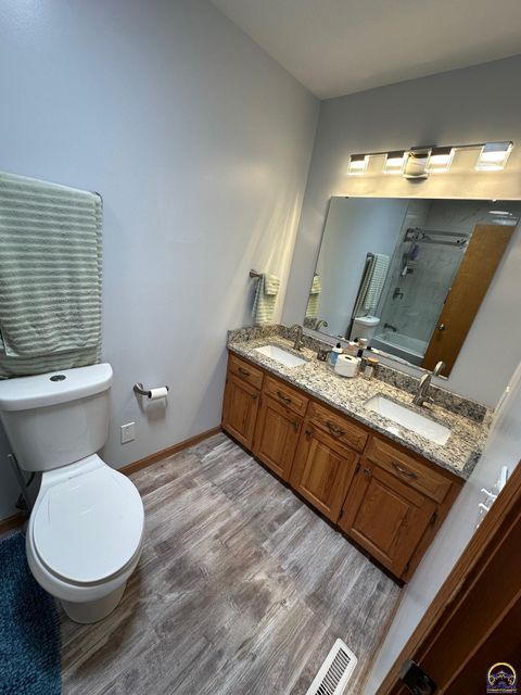 Tiny photo for 2802 Prairie St, Emporia, KS 66801 (MLS # 244283)