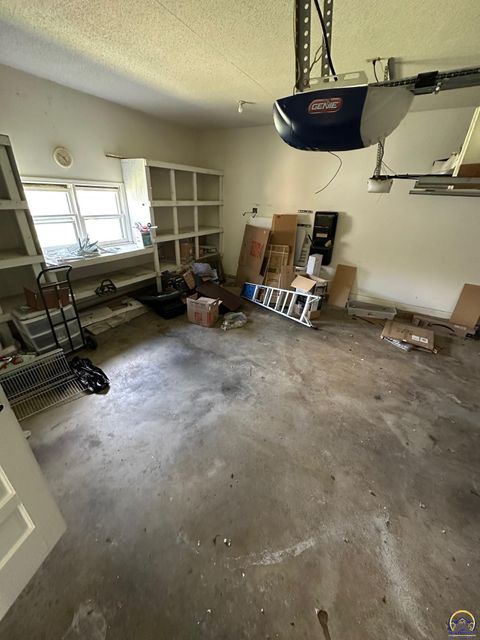 Tiny photo for 2802 Prairie St, Emporia, KS 66801 (MLS # 244283)
