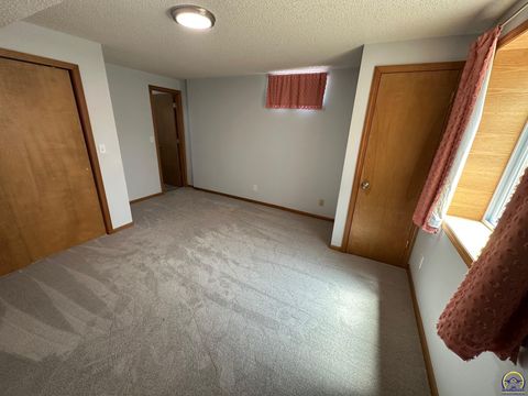 Tiny photo for 2802 Prairie St, Emporia, KS 66801 (MLS # 244283)
