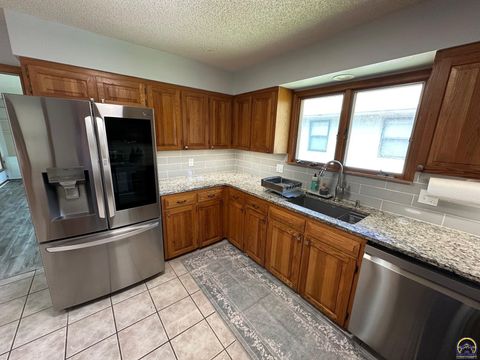 Tiny photo for 2802 Prairie St, Emporia, KS 66801 (MLS # 244283)