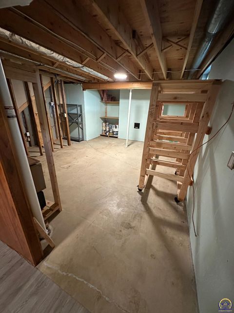 Tiny photo for 2802 Prairie St, Emporia, KS 66801 (MLS # 244283)