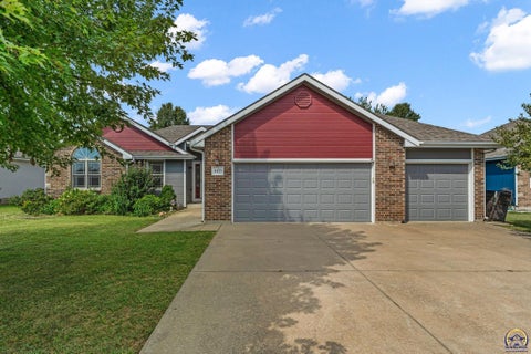 Tiny photo for 4423 SW Misty Harbor Ave, Topeka, KS 66610 (MLS # 246409)