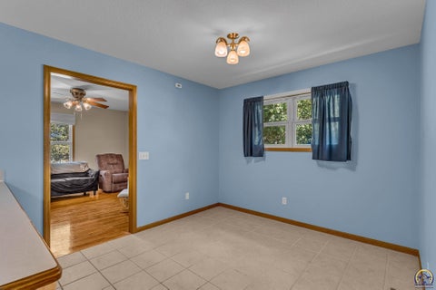 Tiny photo for 4423 SW Misty Harbor Ave, Topeka, KS 66610 (MLS # 246409)