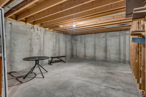 Tiny photo for 4423 SW Misty Harbor Ave, Topeka, KS 66610 (MLS # 246409)