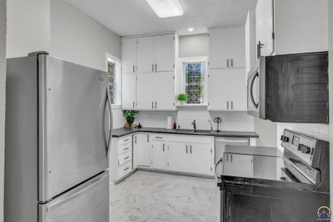 Tiny photo for 416 NW Fairchild St, Topeka, KS 66608 (MLS # 245668)