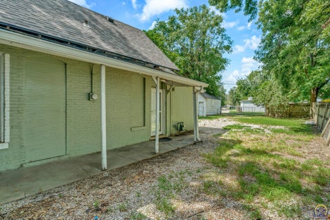 Tiny photo for 416 NW Fairchild St, Topeka, KS 66608 (MLS # 245668)