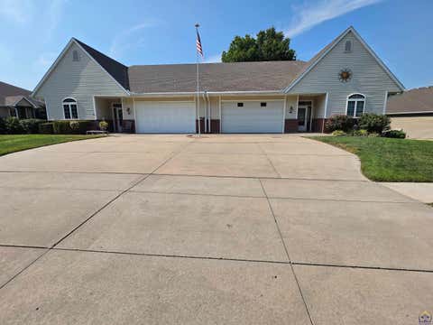 Tiny photo for 1143 SW Red Oaks Pl, Topeka, KS 66615 (MLS # 246016)
