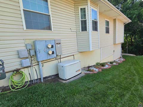 Tiny photo for 1143 SW Red Oaks Pl, Topeka, KS 66615 (MLS # 246016)