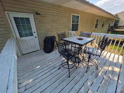 Tiny photo for 1143 SW Red Oaks Pl, Topeka, KS 66615 (MLS # 246016)