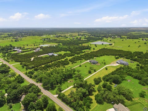 Tiny photo for NW Rochester Rd, Topeka, KS 66617 (MLS # 245367)