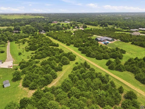 Tiny photo for NW Rochester Rd, Topeka, KS 66617 (MLS # 245367)