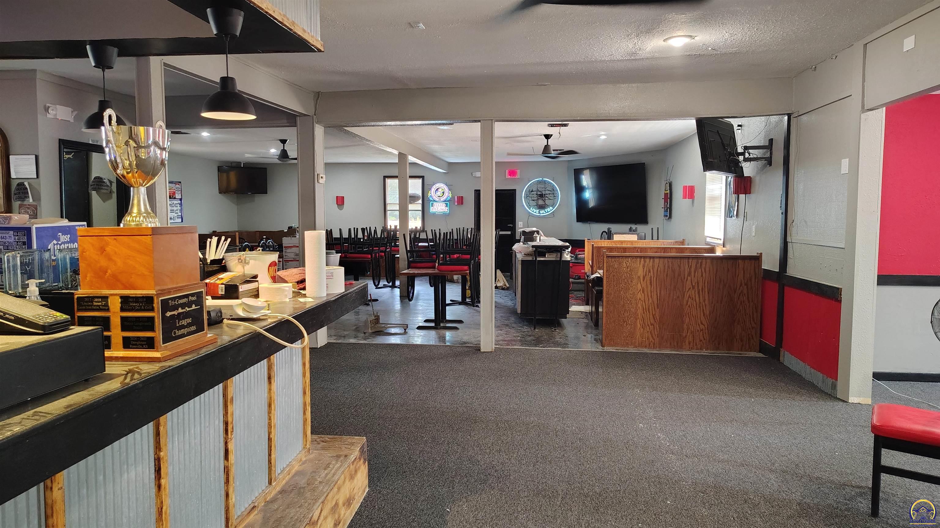 Rossville, Kansas 66553, United States, ,Commercial,Active,203547