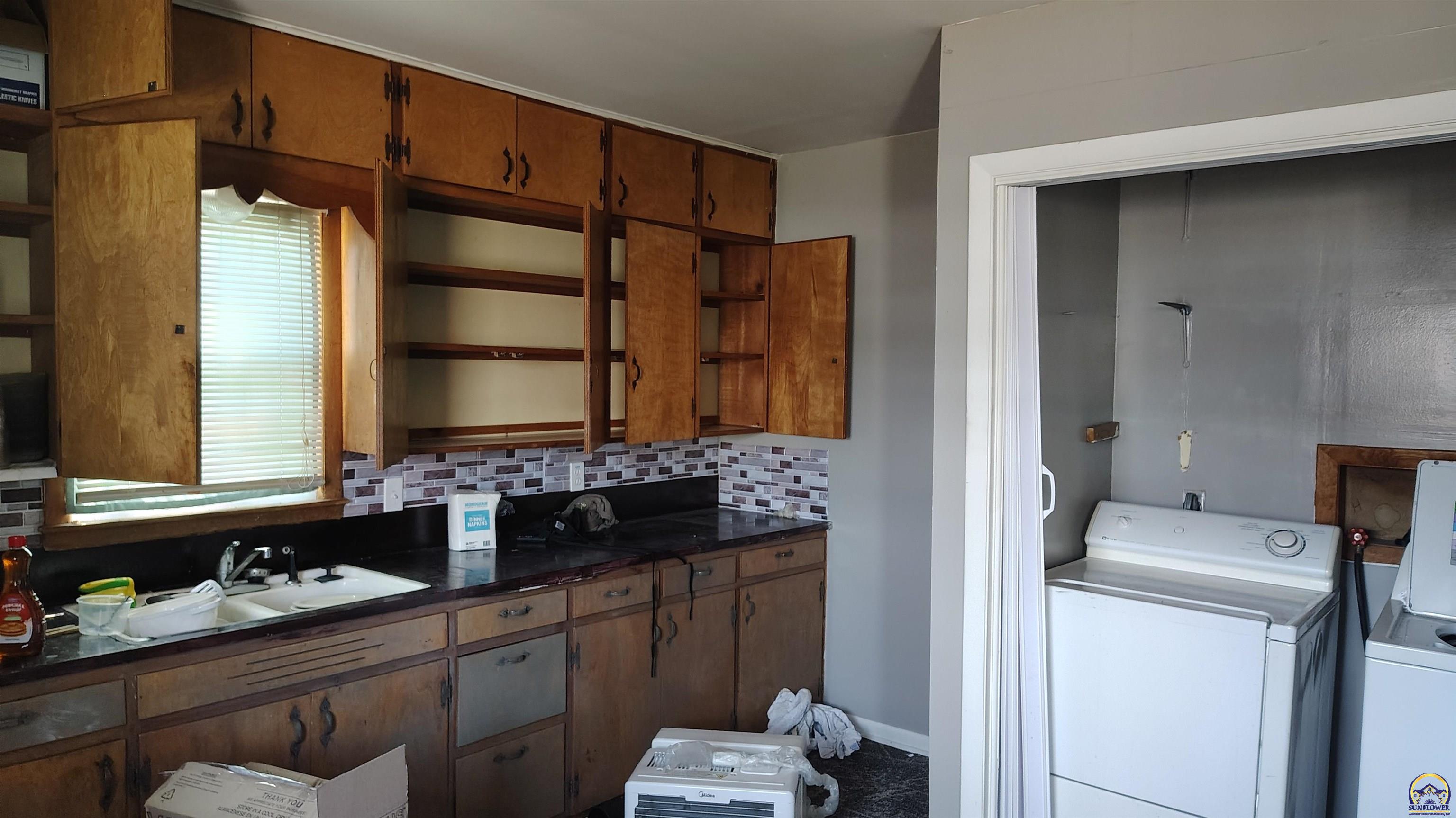 Rossville, Kansas 66553, United States, ,Commercial,Active,203547