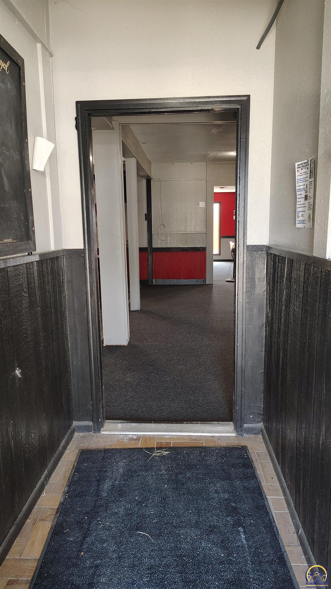 Rossville, Kansas 66553, United States, ,Commercial,Active,203547