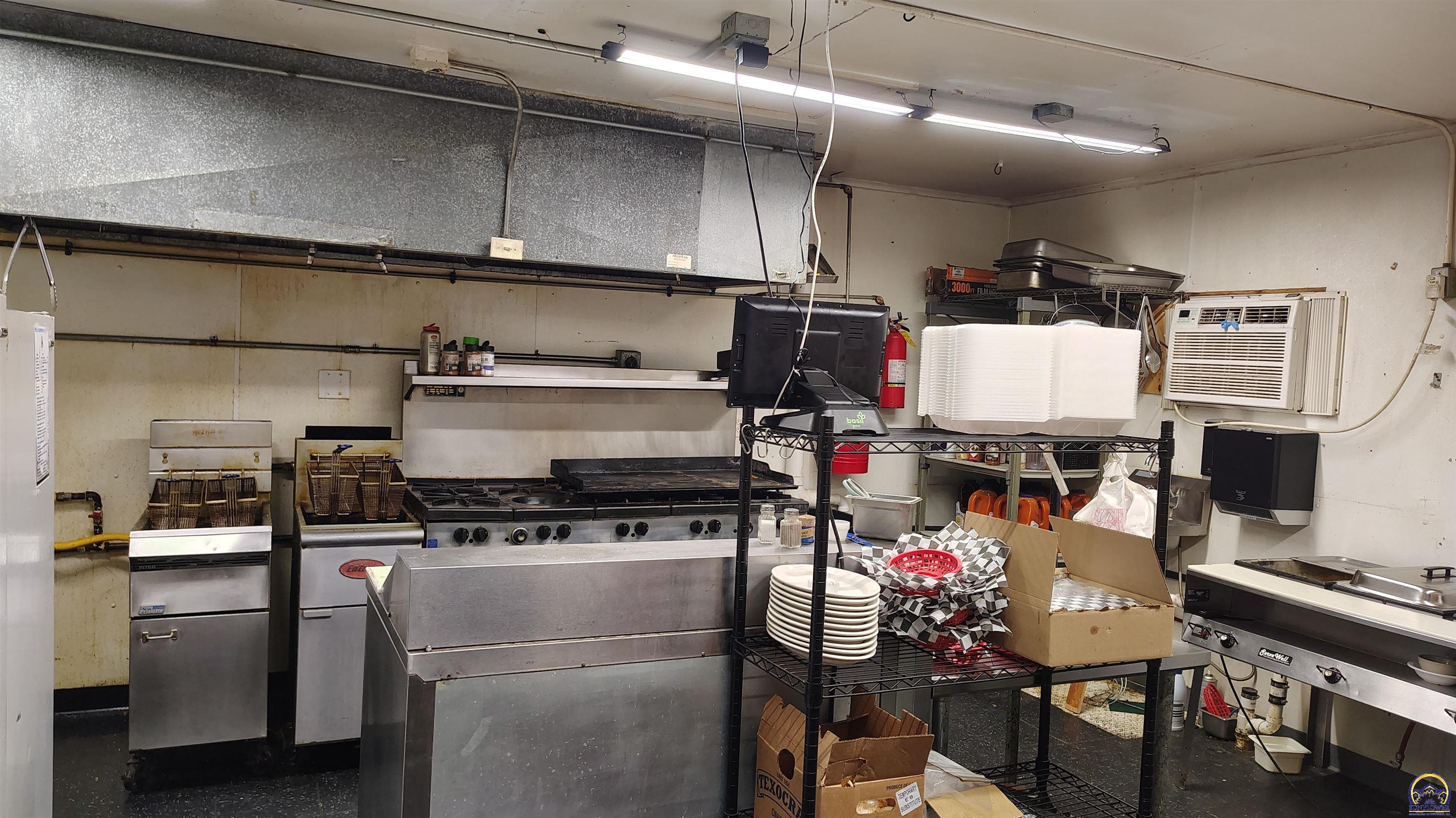 Rossville, Kansas 66553, United States, ,Commercial,Active,203547