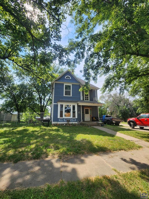Tiny photo for 1321 1st Avenue E AVE, Horton, KS 66439 (MLS # 245678)