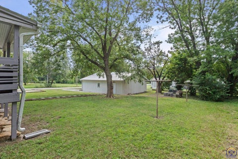 Tiny photo for 906 Jefferson St, Lyndon, KS 66451 (MLS # 245921)