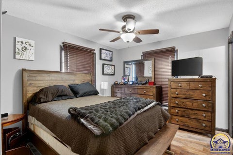 Tiny photo for 4945 NW Rochester Rd, Topeka, KS 66617 (MLS # 244895)
