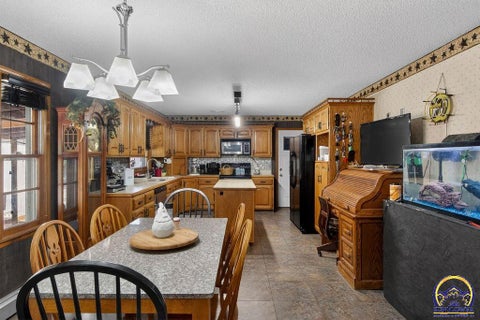 Tiny photo for 4945 NW Rochester Rd, Topeka, KS 66617 (MLS # 244895)