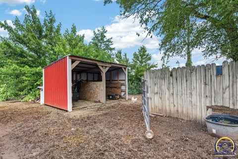 Tiny photo for 4945 NW Rochester Rd, Topeka, KS 66617 (MLS # 244895)