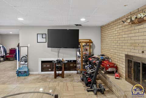 Tiny photo for 4945 NW Rochester Rd, Topeka, KS 66617 (MLS # 244895)