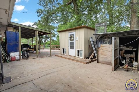 Tiny photo for 4945 NW Rochester Rd, Topeka, KS 66617 (MLS # 244895)
