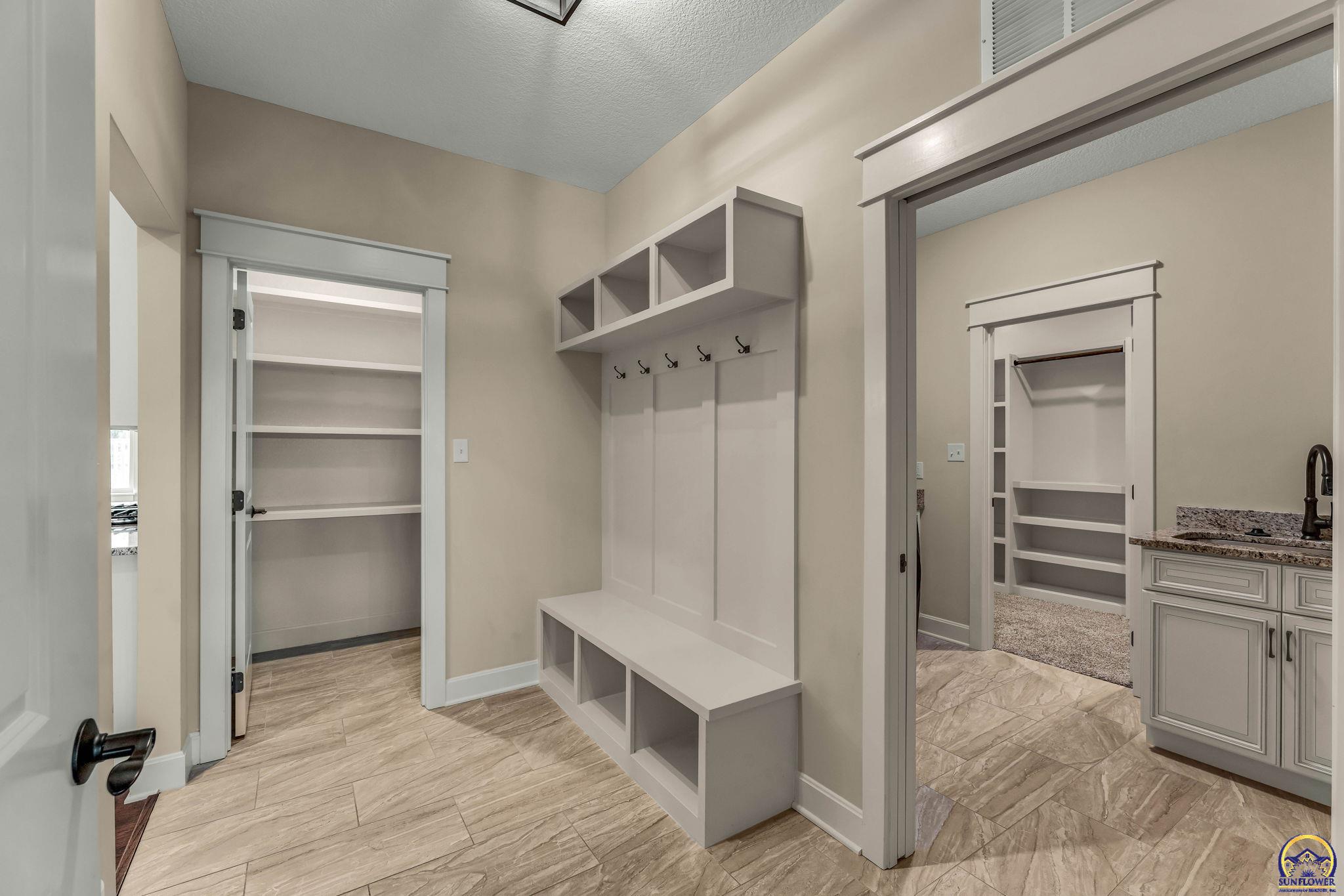 Lawrence, Kansas 66049, United States, 3 Bedrooms Bedrooms, ,2 BathroomsBathrooms,Residential,Pending,35983