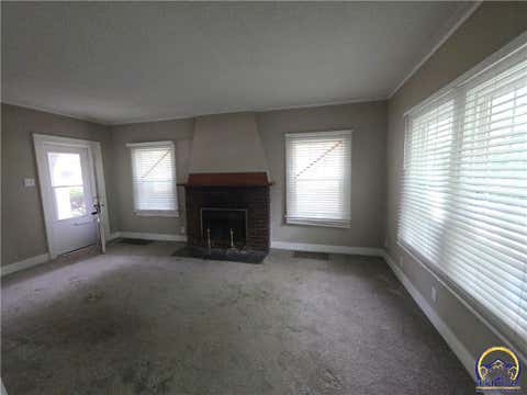 Tiny photo for 1101 SW Billard Ave, Topeka, KS 66604 (MLS # 245562)