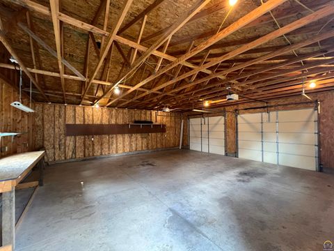 Tiny photo for 12 N 10th St, Seneca, KS 66538 (MLS # 245648)