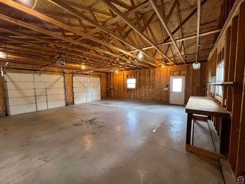 Tiny photo for 12 N 10th St, Seneca, KS 66538 (MLS # 245648)