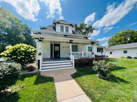 Tiny photo for 12 N 10th St, Seneca, KS 66538 (MLS # 245648)