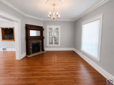 Tiny photo for 12 N 10th St, Seneca, KS 66538 (MLS # 245648)
