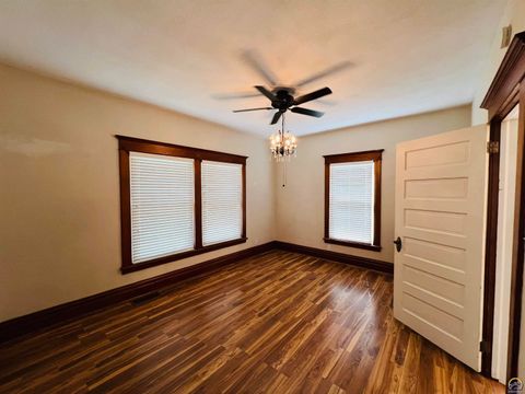 Tiny photo for 12 N 10th St, Seneca, KS 66538 (MLS # 245648)