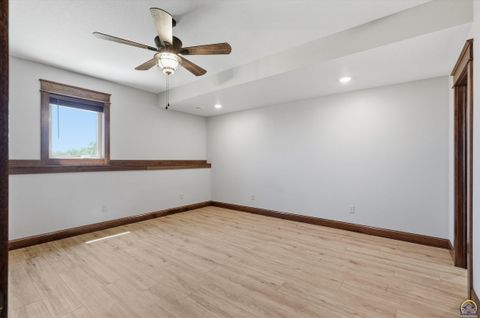 Tiny photo for 7630 SE Berryton Rd, Berryton, KS 66409 (MLS # 244732)